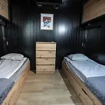 Hostel Klimatyzowane Surf - Maszoperia Sun4hel - Letnia Baza Snowshow Na Polwyspie Helskim
