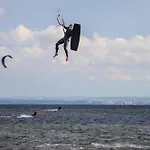 Klimatyzowane Surf - Maszoperia Sun4hel - Letnia Baza Snowshow Na Półwyspie Helskim *