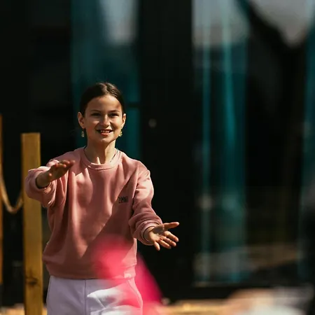 Klimatyzowane Surf - Maszoperia Sun4hel - Letnia Baza Snowshow Na Półwyspie Helskim * Jastarnia