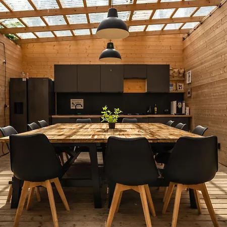 Klimatyzowane Surf - Maszoperia Sun4hel - Letnia Baza Snowshow Na Półwyspie Helskim Jastarnia