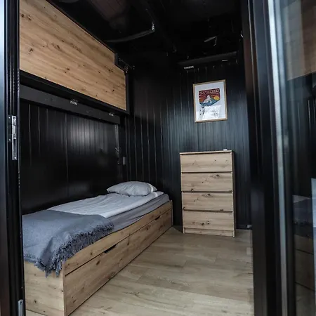 Albergue Klimatyzowane Surf - Maszoperia Sun4hel - Letnia Baza Snowshow Na Półwyspie Helskim *