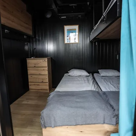 Klimatyzowane Surf - Maszoperia Sun4hel - Letnia Baza Snowshow Na Półwyspie Helskim Albergue Jastarnia