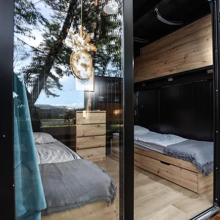 Klimatyzowane Surf - Maszoperia Sun4hel - Letnia Baza Snowshow Na Półwyspie Helskim Jastarnia