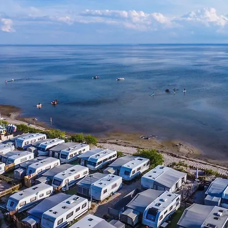 Albergue Klimatyzowane Surf - Maszoperia Sun4hel - Letnia Baza Snowshow Na Półwyspie Helskim *