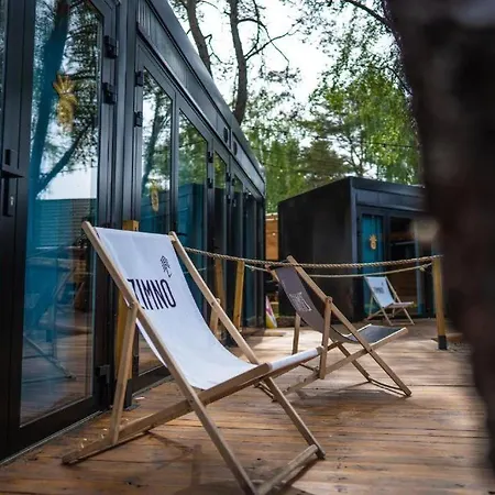 Klimatyzowane Surf - Maszoperia Sun4hel - Letnia Baza Snowshow Na Polwyspie Helskim Hostel *