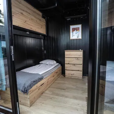 Albergue Klimatyzowane Surf - Maszoperia Sun4hel - Letnia Baza Snowshow Na Półwyspie Helskim *