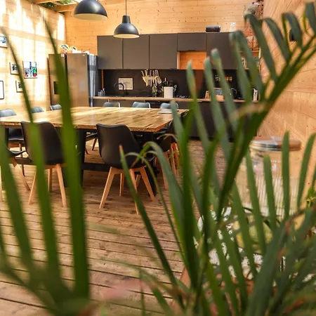 Klimatyzowane Surf - Maszoperia Sun4hel - Letnia Baza Snowshow Na Półwyspie Helskim Albergue