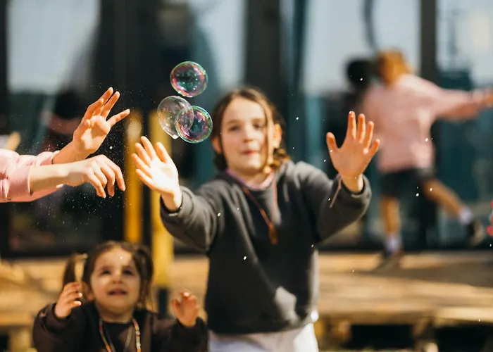 Hostel Klimatyzowane Surf - Maszoperia Sun4hel - Letnia Baza Snowshow Na Polwyspie Helskim Jastarnia