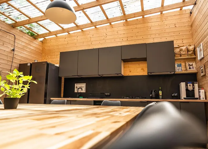 Klimatyzowane Surf - Maszoperia Sun4hel - Letnia Baza Snowshow Na Polwyspie Helskim