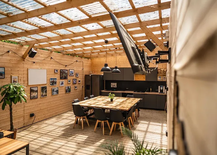 Klimatyzowane Surf - Maszoperia Sun4hel - Letnia Baza Snowshow Na Polwyspie Helskim Hostel *