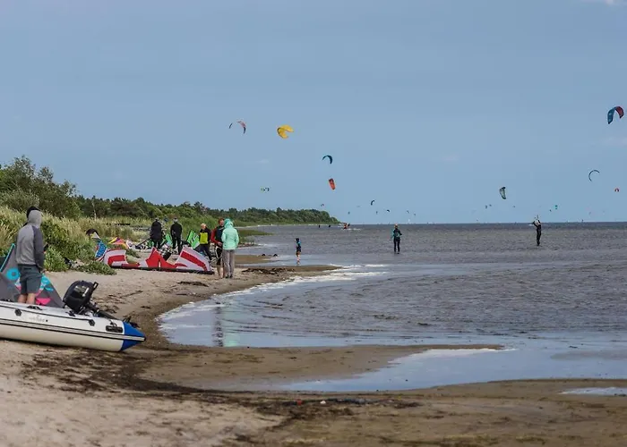 Klimatyzowane Surf - Maszoperia Sun4hel - Letnia Baza Snowshow Na Polwyspie Helskim Hostel Jastarnia