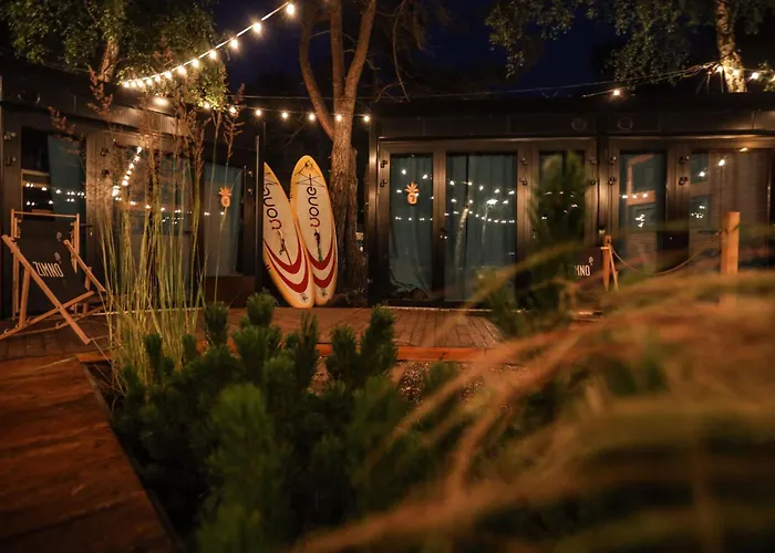 Klimatyzowane Surf - Maszoperia Sun4hel - Letnia Baza Snowshow Na Polwyspie Helskim Hostel Jastarnia