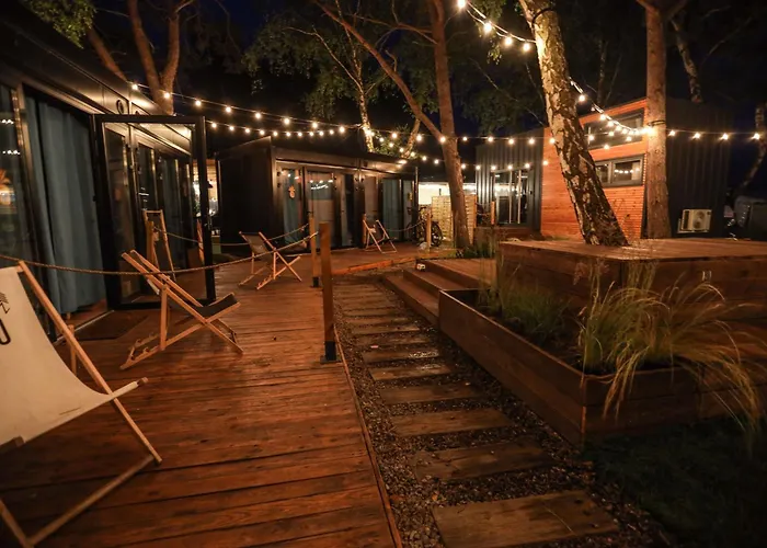 Klimatyzowane Surf - Maszoperia Sun4hel - Letnia Baza Snowshow Na Polwyspie Helskim Hostel Jastarnia