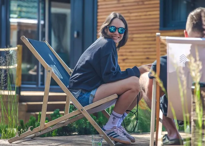 Klimatyzowane Surf - Maszoperia Sun4hel - Letnia Baza Snowshow Na Polwyspie Helskim Hostel