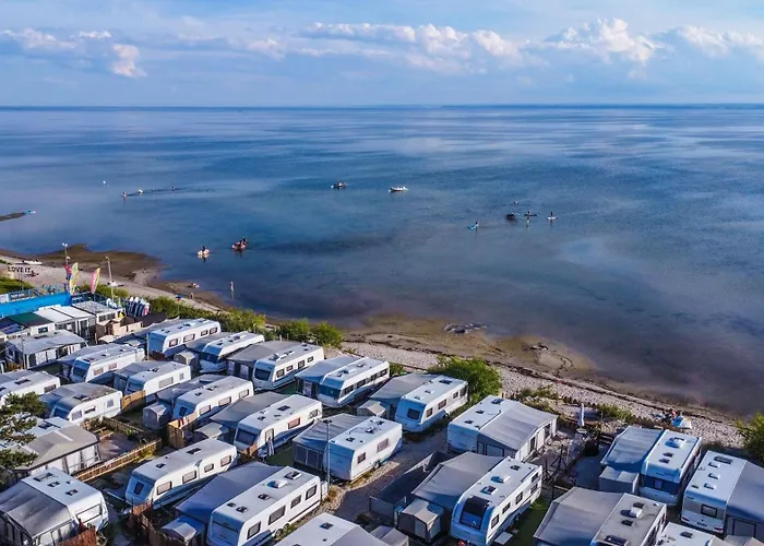 Hostel Klimatyzowane Surf - Maszoperia Sun4hel - Letnia Baza Snowshow Na Polwyspie Helskim *