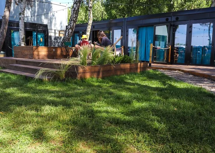 Klimatyzowane Surf - Maszoperia Sun4hel - Letnia Baza Snowshow Na Polwyspie Helskim Hostel *