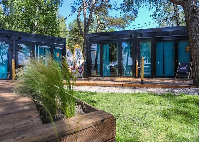 Klimatyzowane Surf - Maszoperia Sun4hel - Letnia Baza Snowshow Na Polwyspie Helskim Jastarnia