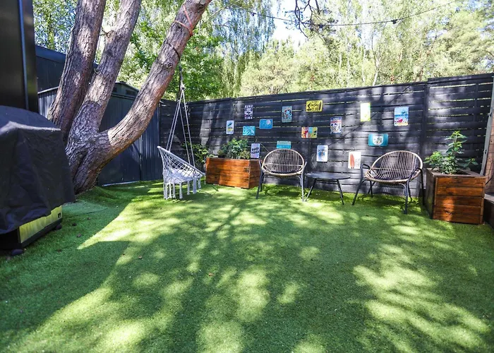 Klimatyzowane Surf - Maszoperia Sun4hel - Letnia Baza Snowshow Na Polwyspie Helskim Hostel *