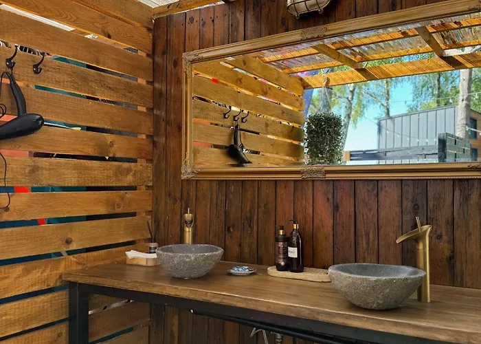 Klimatyzowane Surf - Maszoperia Sun4hel - Letnia Baza Snowshow Na Polwyspie Helskim Jastarnia